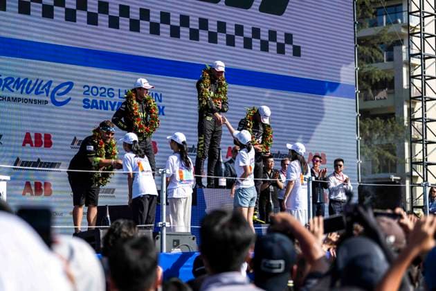 2026 FORMULA E SANYA ePRIX DRUGOVICH Felipe (bra), Andretti Formula E, Porsche 99X Electric, portrait, DENNIS Jake (gbr), Andretti Formula E, Porsche 99X Electric, portrait, MARTI Pepe (spa), Cupra Kiro, Porsche 99X Electric WCG3, portrait during the 2026 Sanya ePrix, 11th round of the 2025-26 ABB FIA Formula E World Championship, WM, Weltmeisterschaft on the Sanya Street Circuit from June 18 to 20, 2026 in Sanya, China - SanyaChina  Copyright: xFabrizioxBoldonix