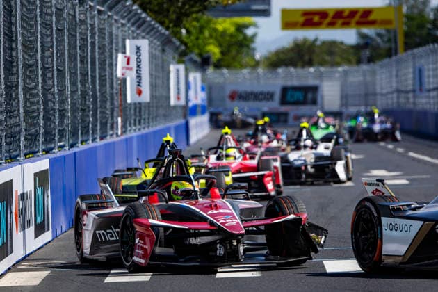 2026 FORMULA E SANYA ePRIX 48 MORTARA Edoardo (swi), Mahindra Racing, Mahindra M12Electro, action during the 2026 Sanya ePrix, 11th round of the 2025-26 ABB FIA Formula E World Championship, WM, Weltmeisterschaft on the Sanya Street Circuit from June 18 to 20, 2026 in Sanya, China - SanyaChina  Copyright: xJULIENxDELFOSSEx