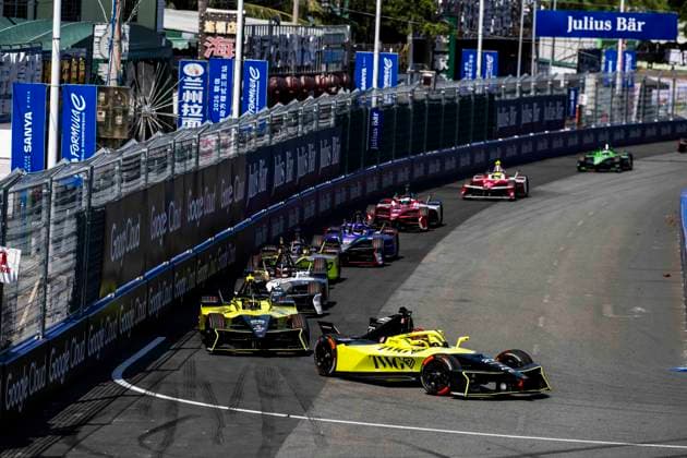 2026 FORMULA E SANYA ePRIX 27 DENNIS Jake (gbr), Andretti Formula E, Porsche 99X Electric, action during the 2026 Sanya ePrix, 11th round of the 2025-26 ABB FIA Formula E World Championship, WM, Weltmeisterschaft on the Sanya Street Circuit from June 18 to 20, 2026 in Sanya, China - SanyaChina  Copyright: xFabrizioxBoldonix