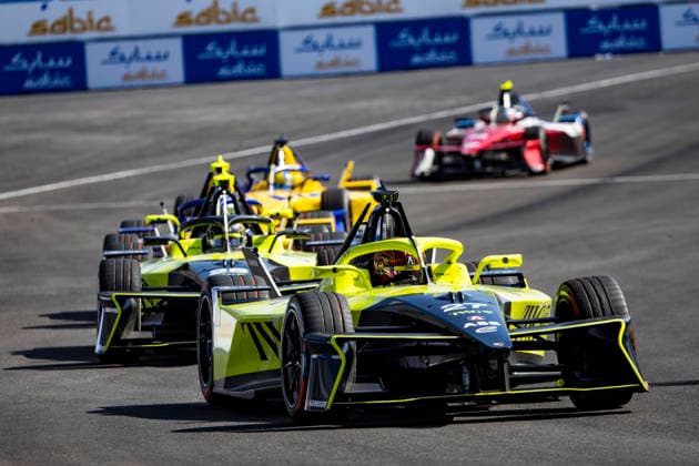 2026 FORMULA E SANYA ePRIX 27 DENNIS Jake (gbr), Andretti Formula E, Porsche 99X Electric, action during the 2026 Sanya ePrix, 11th round of the 2025-26 ABB FIA Formula E World Championship, WM, Weltmeisterschaft on the Sanya Street Circuit from June 18 to 20, 2026 in Sanya, China - SanyaChina  Copyright: xJULIENxDELFOSSEx