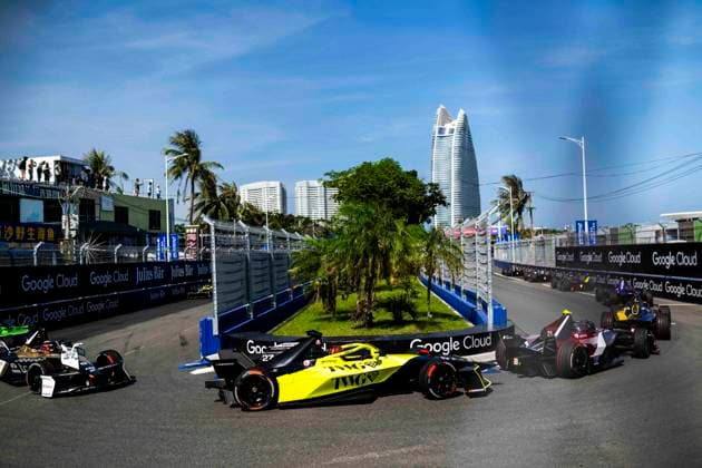 2026 FORMULA E SANYA ePRIX 27 DENNIS Jake (gbr), Andretti Formula E, Porsche 99X Electric, action during the 2026 Sanya ePrix, 11th round of the 2025-26 ABB FIA Formula E World Championship, WM, Weltmeisterschaft on the Sanya Street Circuit from June 18 to 20, 2026 in Sanya, China - SanyaChina  Copyright: xFabrizioxBoldonix