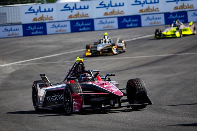 2026 FORMULA E SANYA ePRIX 21 DE VRIES Nyck (nld), Mahindra Racing, Mahindra M12Electro, action during the 2026 Sanya ePrix, 11th round of the 2025-26 ABB FIA Formula E World Championship, WM, Weltmeisterschaft on the Sanya Street Circuit from June 18 to 20, 2026 in Sanya, China - SanyaChina  Copyright: xJULIENxDELFOSSEx