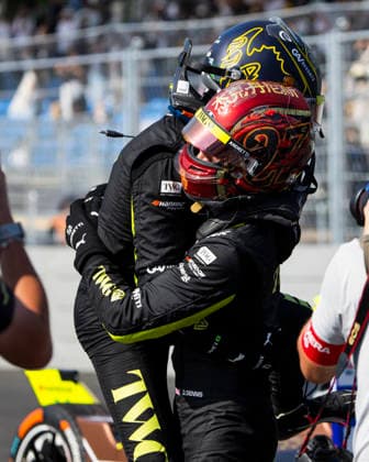 2026 FORMULA E SANYA ePRIX DRUGOVICH Felipe (bra), Andretti Formula E, Porsche 99X Electric, DENNIS Jake (gbr), Andretti Formula E, Porsche 99X Electric, portrait during the 2026 Sanya ePrix, 11th round of the 2025-26 ABB FIA Formula E World Championship, WM, Weltmeisterschaft on the Sanya Street Circuit from June 18 to 20, 2026 in Sanya, China - SanyaChina  Copyright: xJULIENxDELFOSSEx