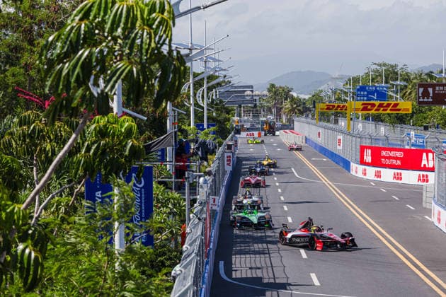 2026 FORMULA E SANYA ePRIX 48 MORTARA Edoardo (swi), Mahindra Racing, Mahindra M12Electro, action during the 2026 Sanya ePrix, 11th round of the 2025-26 ABB FIA Formula E World Championship, WM, Weltmeisterschaft on the Sanya Street Circuit from June 18 to 20, 2026 in Sanya, China - SanyaChina  Copyright: xCLEMENTxLUCKx