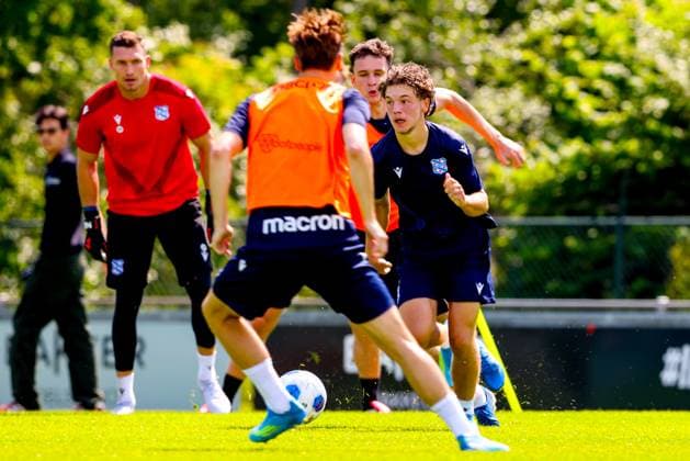 HEERENVEEN , 20-06-2026 , Sportpark SkoatterwÃ¢ld , season 2026 2026 , Dutch Eredivisie football , first training of new season , picture shows, First training SC Heerenveen season 2026-2027  x204495644x Copyright: