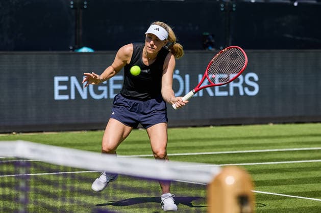 June 20, 2026, Bad Homburg, Hessen, Germany: Angelique Kerber of Germany returns with forehand volley to Ana Ivanovic of Serbia during the BAD HOMBURG OPEN powered by SOLARWATTT- WTA500 - Womens Tennis, 20.6.2026 in Bad Homburg (Tennis-Club Bad Homburg), Germany - Photo: Tennis 2026: Bad Homburg Open: Practice Session  - ZUMAs343 20260620_zsp_s343_009 Copyright: xMathiasxSchulzx