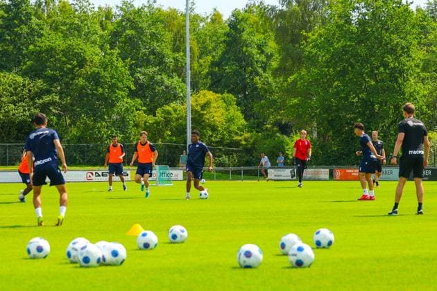 HEERENVEEN , 20-06-2026 , Sportpark SkoatterwÃ¢ld , season 2026 2026 , Dutch Eredivisie football , first training of new season , picture shows, First training SC Heerenveen season 2026-2027  x204495654x Copyright: