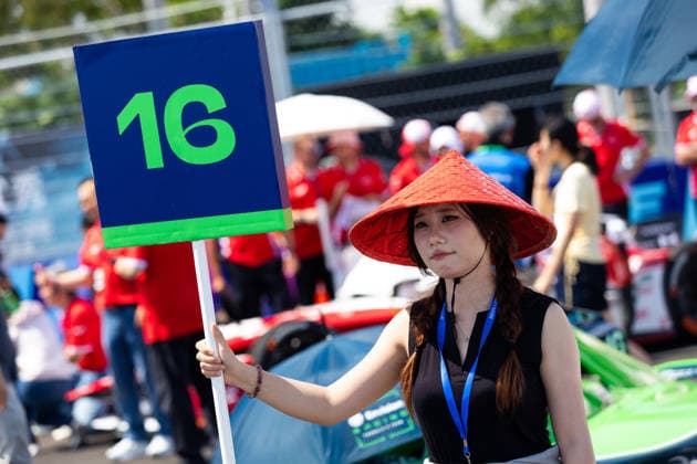 2026 FORMULA E SANYA ePRIX grille de depart, starting grid, ambiance, during the 2026 Sanya ePrix, 11th round of the 2025-26 ABB FIA Formula E World Championship, WM, Weltmeisterschaft on the Sanya Street Circuit from June 18 to 20, 2026 in Sanya, China - SanyaChina  Copyright: xDamienxDoumerguex