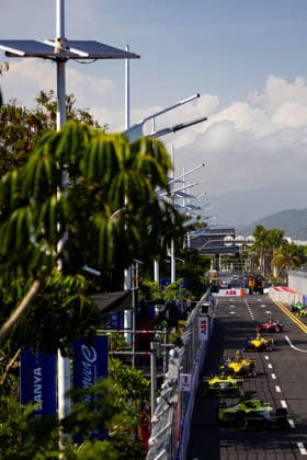 2026 FORMULA E SANYA ePRIX 27 DENNIS Jake (gbr), Andretti Formula E, Porsche 99X Electric, action during the 2026 Sanya ePrix, 11th round of the 2025-26 ABB FIA Formula E World Championship, WM, Weltmeisterschaft on the Sanya Street Circuit from June 18 to 20, 2026 in Sanya, China - SanyaChina  Copyright: xDamienxDoumerguex