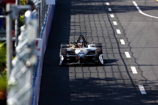 2026 FORMULA E SANYA ePRIX 09 EVANS Mitch (nzl), Jaguar TCS Racing, Jaguar I-Type 7, action during the 2026 Sanya ePrix, 11th round of the 2025-26 ABB FIA Formula E World Championship, WM, Weltmeisterschaft on the Sanya Street Circuit from June 18 to 20, 2026 in Sanya, China - SanyaChina  Copyright: xDamienxDoumerguex