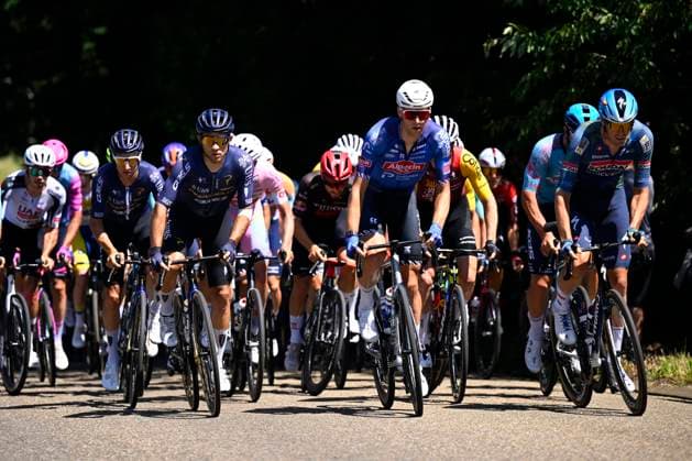 Baloise Belgium Tour 2026 Stage 4 AARSCHOT, BELGIUM - JUNE 20 : Riders of Pinarello Q36.5 Pro Cycling Team, Team Alpecin - Premier Tech, Team Soudal Quick-Step in the peloton during stage 4 of the 95th edition of Baloise Tour of Belgium an UCI ProSeries 2.Pro cycling road race stage for Men Elite of 183.5 km with start in Begijnendijk and finish in Aarschot on June 20, 2026 in Aarschot, Belgium, 20 06 2026 ( Motordriver Stephan Boone - Aarschot Belgium  Copyright: xTomasxSiskx