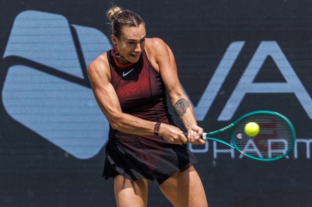 Berlin, 15.06.26, Tennis: VANDA Pharmaceuticals BERLIN TENNIS OPEN 2026 im Steffi-Graf-Stadion. Damen, Einzel. A. Sabalenka vs gegen Jessica Pegula. Aryna Sabalenka retourniert einen Ball. VANDA Pharmaceuticals BERLIN TENNIS OPEN 2026 *** Berlin, June 15, 2026, Tennis VANDA Pharmaceuticals BERLIN TENNIS OPEN 2026 at Steffi Graf Stadium Women’s Singles A 5496524