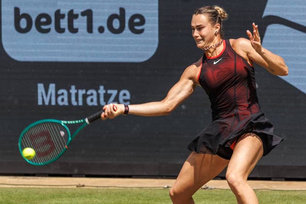 Berlin, 15.06.26, Tennis: VANDA Pharmaceuticals BERLIN TENNIS OPEN 2026 im Steffi-Graf-Stadion. Damen, Einzel. A. Sabalenka vs gegen Jessica Pegula. Aryna Sabalenka retourniert einen Ball. VANDA Pharmaceuticals BERLIN TENNIS OPEN 2026 *** Berlin, June 15, 2026, Tennis VANDA Pharmaceuticals BERLIN TENNIS OPEN 2026 at Steffi Graf Stadium Women’s Singles A 5496524