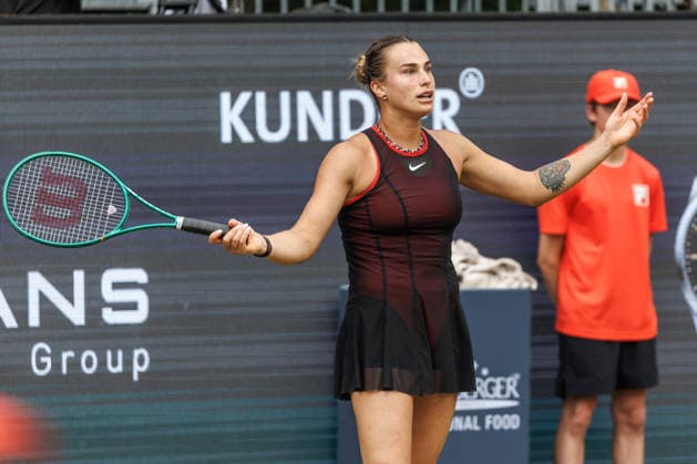 Berlin, 15.06.26, Tennis: VANDA Pharmaceuticals BERLIN TENNIS OPEN 2026 im Steffi-Graf-Stadion. Damen, Einzel. A. Sabalenka vs gegen Jessica Pegula. Aryna Sabalenka retourniert einen Ball. VANDA Pharmaceuticals BERLIN TENNIS OPEN 2026 *** Berlin, June 15, 2026, Tennis VANDA Pharmaceuticals BERLIN TENNIS OPEN 2026 at Steffi Graf Stadium Women’s Singles A