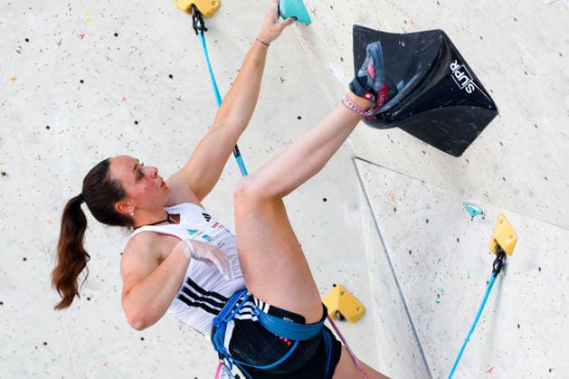 CLIMBING - World Climbing Series INNSBRUCK,AUSTRIA,20.JUN.26 - CLIMBING - World Climbing Series, lead. Image shows Sara Copar (SLO).  GEPAxpictures xMarkoxVulic