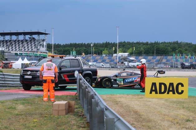 Timo Glock (D Dörr Motorsport, 16), McLaren 720S GT3 Evo disappointed, dissatisfied, frustration after technical defect, failure, is pulled from the track, DTM (German Touring Car Championship) - Round 3 - Race 1, DEKRA Lausitzring on 20.06.2026. Brandenburg Deutschland Copyright: xO.Frankex