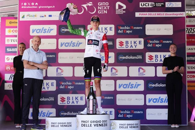 The tricolore jersey Italy s Lorenzo Mark Finn of Red Bull - Bora - Hansgrohe Rookies during Stage 7 of the Giro Next Gen 2026, from Sulmona to Piana delle Mele (Guardiagrele), Italy, Saturday, June 20, 2026.  Copyright: xFabioxFerrari LaPressex