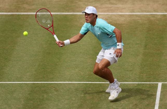 Brandon Nakashima of USA in action HSBC Queen s Club Championships, Day Fifteen, Tennis, Queen s Club, West Kensington, London, UK - 20 Jun 2026London Queen s Club United Kingdom  Copyright: xEllaxLing Shutterstockx 16929307d