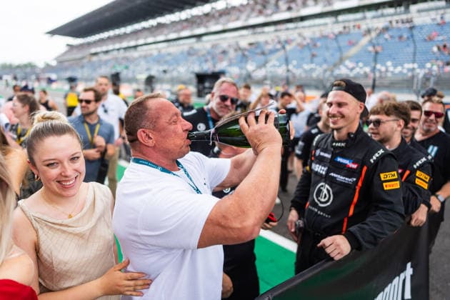 DTM, 5. + 6. Rennen DEKRA Lausitzring 2026 25 McLaren 720S GT3 Evo, Dörr Motorsport: Ben Dörr: picture by Gruppe C Photography Schipkau Lausitzring Brandenburg Deutschland Copyright: xGruppexCxPhotographyx