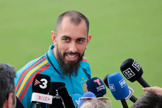 Spain s Borja Iglesias delivers remarks to the media in Atlanta, Spain, 20 June 2026. Spain will face Saudi Arabia in their 2026 FIFA World Cup, WM, Weltmeisterschaft, Fussball group H soccer on 21 June. SPain s presser !ACHTUNG: NUR REDAKTIONELLE NUTZUNG!  Copyright: xLavandeiraxJrx GRAF2018 20260620-55020656509_1