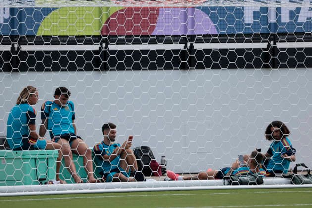 Spain s players react ahead of their training session in Atlanta, Spain, 20 June 2026. Spain will face Saudi Arabia in their 2026 FIFA World Cup, WM, Weltmeisterschaft, Fussball group H soccer on 21 June. Spain s training session !ACHTUNG: NUR REDAKTIONELLE NUTZUNG!  Copyright: xLavandeiraxJrx GRAF2025 20260620-55020656519_1