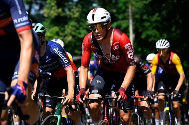 Baloise Belgium Tour 2026 Stage 4 AARSCHOT, BELGIUM - JUNE 20 : Rider of Team Lotto Intermarche in action during stage 4 of the 95th edition of Baloise Tour of Belgium an UCI ProSeries 2.Pro cycling road race stage for Men Elite of 183.5 km with start in Begijnendijk and finish in Aarschot on June 20, 2026 in Aarschot, Belgium, 20 06 2026 ( Motordriver Stephan Boone - Aarschot Belgium  Copyright: xTomasxSiskx