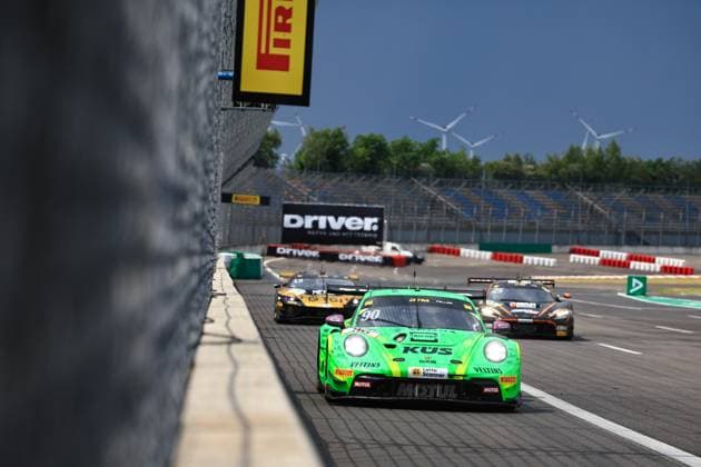 90 Ricardo Feller (CH Manthey), Porsche 911 GT3 R Evo, action Photo: Hoch Zwei Klettwitz Germany *** 90 Ricardo Feller (CH Manthey), Porsche 911 GT3 R Evo, action photo at Hoch Zwei, Klettwitz, Germany,detected_source_language