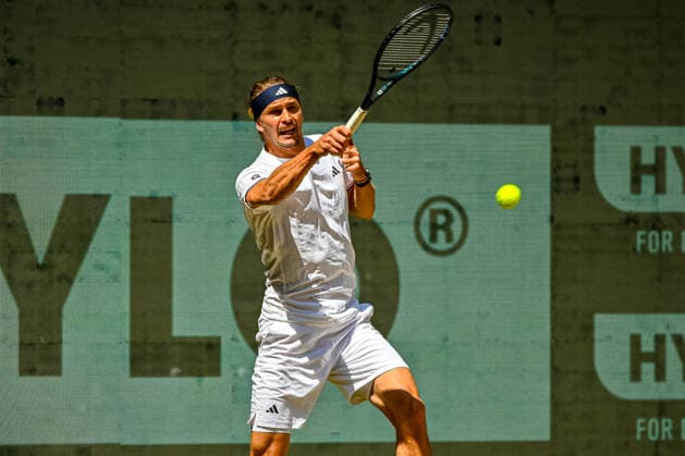 Alexander Zverev (GER) schleagt Vorhand TERRA WORTMANN Open 2026, Tennis, ATP, Tennis Herren Tennis Herren 500, Turnier, Hauptfeld, Halbfinale, 20.06.2026, TERRA WORTMANN Open 2026, Tennis, ATP, Tennis Herren 500, Turnier, Hauptfeld, Halbfinale, 20.06.2026 Halle *** Alexander Zverev (GER) hits a forehand at the TERRA WORTMANN Open 2026, Tennis, ATP, Mens 500, Tournament, Main Draw, Semifinals, June 20, 2026, TERRA WORTMANN Open 2026, Tennis, ATP, Men’s 500, Tournament, Main Draw, Semifinals, June 20, 2026, Halle,detected_source_language Copyright: xEibner-Pressefoto RobertxGertzenx EP_RGN