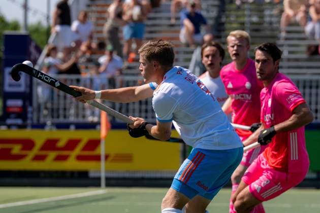 ROTTERDAM, 20-06-2026, HC Rotterdam, FIH Hockey Pro League Men, Netherlands - Germany , Season 2025-2026. Picture shows Netherlands player Koen Bijen and Germany player Tom Grambusch Netherands - Germany (2nd Match)  x204498691x Copyright: