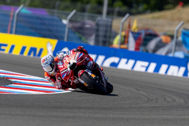 MotoGP of Czechia - Sprint & Qualifying Number 93 Ducati Lenovo Team rider Marc Marquez participates in qualifying at the 2026 MotoGP Grand Prix of Czechia. Brno Brno Czech Republic  Copyright: xStephenxBlackberryx originalFilename:blackberry-2026moto260620_npnV1.jpg