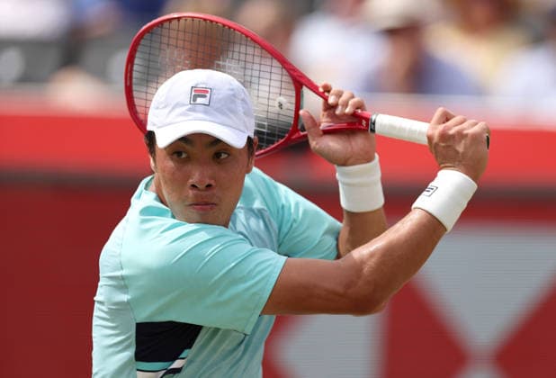 Brandon Nakashima of USA in action HSBC Queen s Club Championships, Day Fifteen, Tennis, Queen s Club, West Kensington, London, UK - 20 Jun 2026London Queen s Club United Kingdom  Copyright: xEllaxLing Shutterstockx 16929307ac