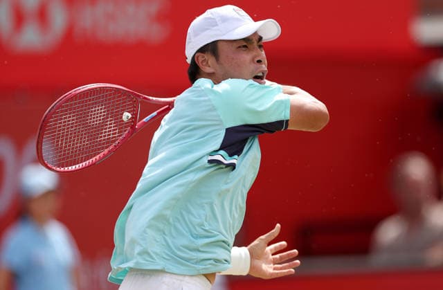 Brandon Nakashima of USA in action HSBC Queen s Club Championships, Day Fifteen, Tennis, Queen s Club, West Kensington, London, UK - 20 Jun 2026London Queen s Club United Kingdom  Copyright: xEllaxLing Shutterstockx 16929307s