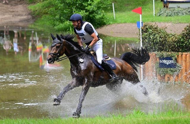 GER; Luhmuehlen 2026 Vielseitigkeit, CCI4*-S Meßmer Trophy: Gelaende 20.06.2026, GER; Luhmuehlen 2026, Vielseitigkeit, CCI4*-S Meßmer Trophy: Gelaende im Bild Nicolai Aldinger (GER) auf Palm Beach am Longines Teich *** GER Luhmuehlen 2026 Eventing, CCI4 S Meßmer Trophy Cross-Country June 20, 2026, GER Luhmühlen 2026, Eventing, CCI4 S Meßmer Trophy Cross-Country nordphotoxGmbH xWitke nph00002