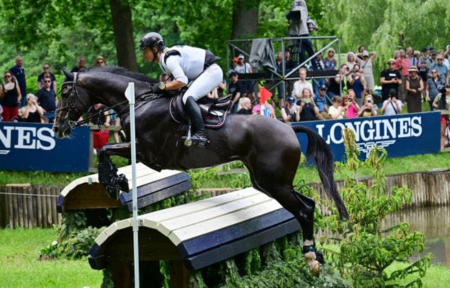 GER; Luhmuehlen 2026 Vielseitigkeit, CCI4*-S Meßmer Trophy: Gelaende 20.06.2026, GER; Luhmuehlen 2026, Vielseitigkeit, CCI4*-S Meßmer Trophy: Gelaende im Bild Julia Krajewski (GER) auf Tullabeg Platinum am Longines Teich *** GER Luhmuehlen 2026 Eventing, CCI4 S Meßmer Trophy Cross-Country June 20, 2026, GER Luhmühlen 2026, Eventing, CCI4 S Meßmer Trophy Cross-Country nordphotoxGmbH xWitke nph00002