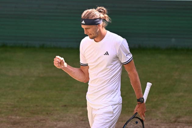 Alexander Zverev GER zeigt die Faust 20.06.2026 ¢ Tennis ¢ TERRA WORTMANN OPEN ¢ ATP, Tennis Herren 500, heristo-arena-Halle (Westfalen), TERRA WORTMANN OPEN, NRW Germany *** Alexander Zverev (GER) pumps his fist, June 20, 2026 ¢ Tennis ¢ TERRA WORTMANN OPEN ¢ ATP 500, heristo arena Halle Westfalen, TERRA WORTMANN OPEN, North Rhine-Westphalia, Germany,detected_source_language Copyright: xpepphotox xPeterxEppingerx pep00321, pep_20260620_hm_377434