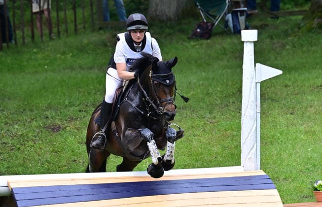 GER; Luhmuehlen 2026 Vielseitigkeit, CCI4*-S Meßmer Trophy: Gelaende 20.06.2026, GER; Luhmuehlen 2026, Vielseitigkeit, CCI4*-S Meßmer Trophy: Gelaende im Bild Rebecca-Juana Gerken (GER) auf TSF Solara am Longines Teich *** GER Luhmuehlen 2026 Eventing, CCI4 S Meßmer Trophy Cross-Country June 20, 2026, GER Luhmühlen 2026, Eventing, CCI4 S Meßmer Trophy Cross-Country nordphotoxGmbH xWitke nph00002
