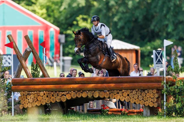 LUHMÜHLEN - Longines Horse Trail 2026, LUHMÜHLEN - Longines Horse Trail 2026 KRAJEWSKI Julia (GER), Uelzener s Nickel CCI4*-S Meßmer Trophy Deutsche Meisterschaft 2026 Gelände Cross Country Luhmühlen, Turniergelände 20. June 2026 - *** LUHMÜHLEN Longines Horse Trail 2026, LUHMÜHLEN Longines Horse Trail 2026 KRAJEWSKI Julia GER, Uelzener s Nickel CCI4 S Meßmer Trophy German Championship 2026 Cross-Country Luhmühlen, Competition Grounds June 20, 2026,detected_source_language