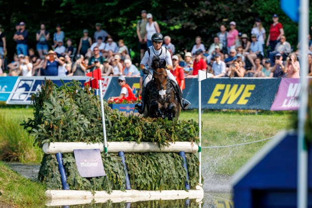 LUHMÜHLEN - Longines Horse Trail 2026, LUHMÜHLEN - Longines Horse Trail 2026 KRAJEWSKI Julia (GER), Uelzener s Nickel CCI4*-S Meßmer Trophy Deutsche Meisterschaft 2026 Gelände Cross Country Luhmühlen, Turniergelände 20. June 2026 - *** LUHMÜHLEN Longines Horse Trail 2026, LUHMÜHLEN Longines Horse Trail 2026 KRAJEWSKI Julia GER, Uelzener s Nickel CCI4 S Meßmer Trophy German Championship 2026 Cross-Country Luhmühlen, Competition Grounds June 20, 2026,detected_source_language