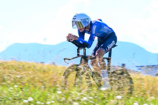 Tour de Suisse 2026 Stage 4 AARBURG, SWITZERLAND - JUNE 20 : Verstrynge Emiel (BEL) of Alpecin Premier Tech in action during stage 4 of the 89th edition of Tour de Suisse an UCI World Tour 2.UWT Individual Time Trial stage for Men Elite of 23.8 km with start in Aarburg and finish in Aarburg on June 20, 2026 in Aarburg, Switzerland, 20 06 2026 ( Motordriver Guy De Vuyst - Aarburg Switzerland  Copyright: xVincentxKalutx