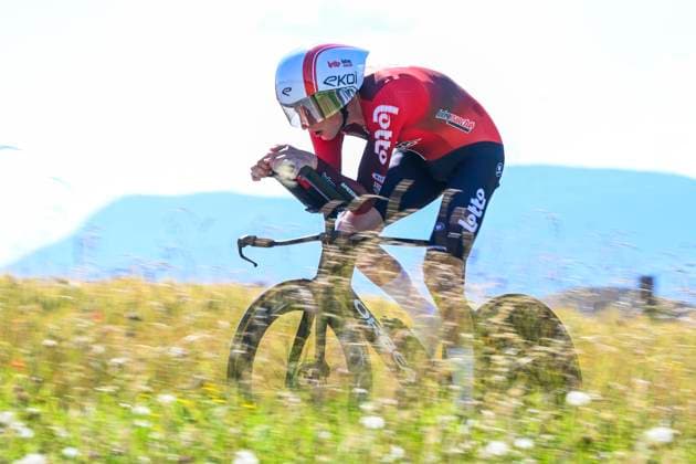 Tour de Suisse 2026 Stage 4 AARBURG, SWITZERLAND - JUNE 20 : Slock Liam (BEL) of Lotto Intermarche in action during stage 4 of the 89th edition of Tour de Suisse an UCI World Tour 2.UWT Individual Time Trial stage for Men Elite of 23.8 km with start in Aarburg and finish in Aarburg on June 20, 2026 in Aarburg, Switzerland, 20 06 2026 ( Motordriver Guy De Vuyst - Aarburg Switzerland  Copyright: xVincentxKalutx