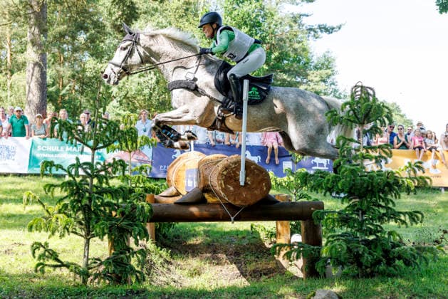 LUHMÜHLEN - Longines Horse Trail 2026, LUHMÜHLEN - Longines Horse Trail 2026 HANSEN-HOTOPP Malin (GER), Carlitos Quidditch K CCI4*-S Meßmer Trophy Deutsche Meisterschaft 2026 Gelände Cross Country Luhmühlen, Turniergelände 20. June 2026 - *** LUHMÜHLEN Longines Horse Trail 2026, LUHMÜHLEN Longines Horse Trail 2026 HANSEN HOTOPP Malin GER, Carlitos Quidditch K CCI4 S Meßmer Trophy German Championship 2026 Cross-Country Luhmühlen, Competition Grounds June 20, 2026,detected_source_language
