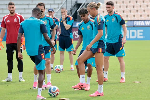 Spain s players take part in a training session in Atlanta, Spain, 20 June 2026. Spain will face Saudi Arabia in their 2026 FIFA World Cup, WM, Weltmeisterschaft, Fussball group H soccer on 21 June. Spain s training session !ACHTUNG: NUR REDAKTIONELLE NUTZUNG!  Copyright: xLavandeiraxJrx GRAF2043 20260620-55020657143_1