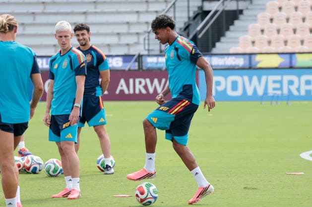 Spain s Lamine Yamal takes part in a training session in Atlanta, Spain, 20 June 2026. Spain will face Saudi Arabia in their 2026 FIFA World Cup, WM, Weltmeisterschaft, Fussball group H soccer on 21 June. Spain s training session !ACHTUNG: NUR REDAKTIONELLE NUTZUNG!  Copyright: xLavandeiraxJrx GRAF2047 20260620-55020657176_1