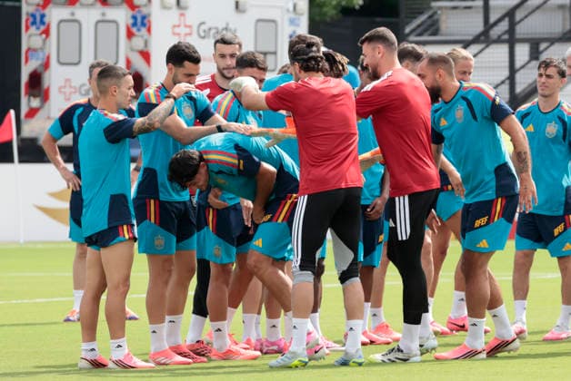 Spain s players take part in a training session in Atlanta, Spain, 20 June 2026. Spain will face Saudi Arabia in their 2026 FIFA World Cup, WM, Weltmeisterschaft, Fussball group H soccer on 21 June. Spain s training session !ACHTUNG: NUR REDAKTIONELLE NUTZUNG!  Copyright: xLavandeiraxJrx GRAF2076 20260620-55020657200_1