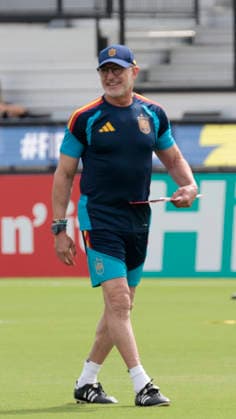 Spain s head coach Luis de la Fuente leads a training session in Atlanta, Spain, 20 June 2026. Spain will face Saudi Arabia in their 2026 FIFA World Cup, WM, Weltmeisterschaft, Fussball group H soccer on 21 June. Spain s training session !ACHTUNG: NUR REDAKTIONELLE NUTZUNG!  Copyright: xLavandeiraxJrx GRAF2079 20260620-55020657230_1