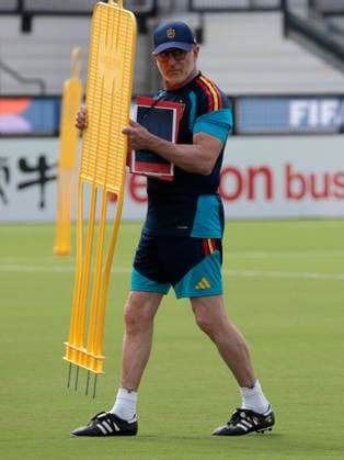 Spain s head coach Luis de la Fuente leads a training session in Atlanta, Spain, 20 June 2026. Spain will face Saudi Arabia in their 2026 FIFA World Cup, WM, Weltmeisterschaft, Fussball group H soccer on 21 June. Spain s training session !ACHTUNG: NUR REDAKTIONELLE NUTZUNG!  Copyright: xLavandeiraxJrx GRAF2078 20260620-55020657231_1