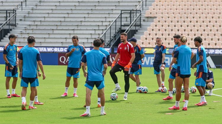 FIFA World Cup, WM, Weltmeisterschaft, Fussball 2026 - Spain training session Spain national soccer players attend a training session in Kennesaw, Georgia, USA, 20 June 2026. Spain will face Saudi Arabia on 21 June in a FIFA World Cup 2026 group H match. KENNESAW United States  Copyright: xRONALDxWITTEKx