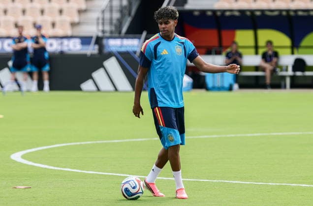 FIFA World Cup, WM, Weltmeisterschaft, Fussball 2026 - Spain training session Spain national soccer player Lamine Yamal attends a training session with the team in Kennesaw, Georgia, USA, 20 June 2026. Spain will face Saudi Arabia on 21 June in a FIFA World Cup 2026 group H match. KENNESAW United States  Copyright: xRONALDxWITTEKx