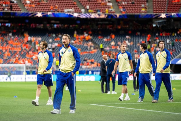 260620 Carl Starfelt of Sweden during pitch inspection ahead of the FIFA World Cup, WM, Weltmeisterschaft, Fussball 2026 football match between Netherlands and Sweden on June 20, 2026 in Houston. Photo: Petter Arvidson BILDBYRAN kod PA PA1246 bbeng fotboll football soccer fotball vm fotbolls-vm fotball-vm fotbolls-vm 2026 fifa world cup 2026 sverige sweden sverige a netherlands nederländerna *** June 20, 2026  Copyright: PETTERxARVIDSON BB260620PA025