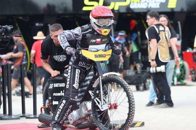 Wroclaw 20.06.2026. Zuzel FIM indywidualne mistrzostwa swiata na zuzlu sezon 2026 --- FIM Speedway Grand Prix season 2026 nz Maciej Janowski Fot. Kacper Staniec NEWSPIX.PL --- newspix.pl FIM SPEEDWAY World Championship, WM, Weltmeisterschaft GRAND PRIX 2026 POLAND OUT! 
